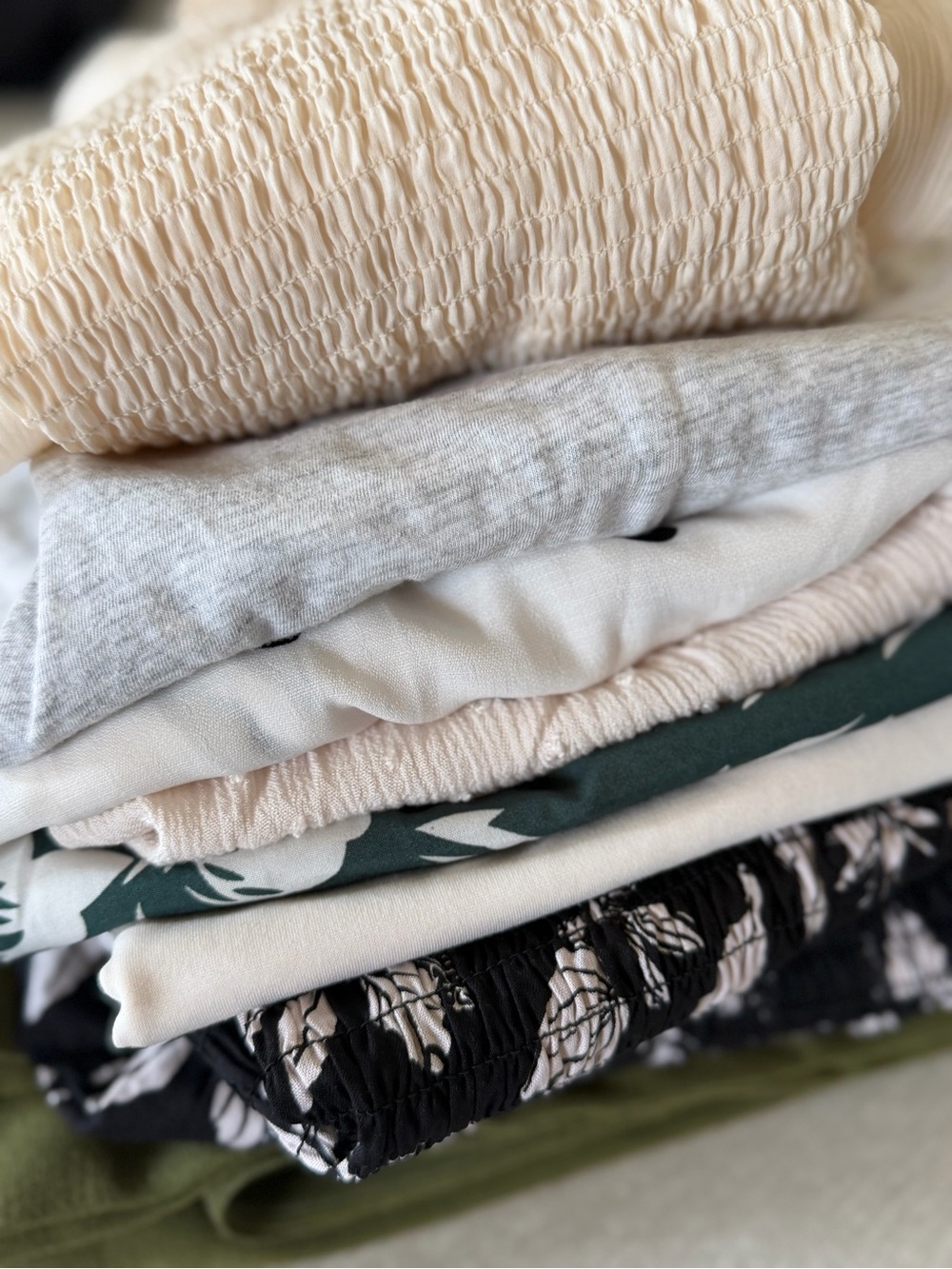 Women’s clothing bundle- Size Large